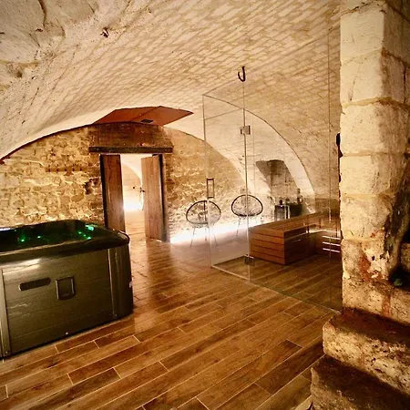 Gaalor***** - Jacuzzi & Sauna A *