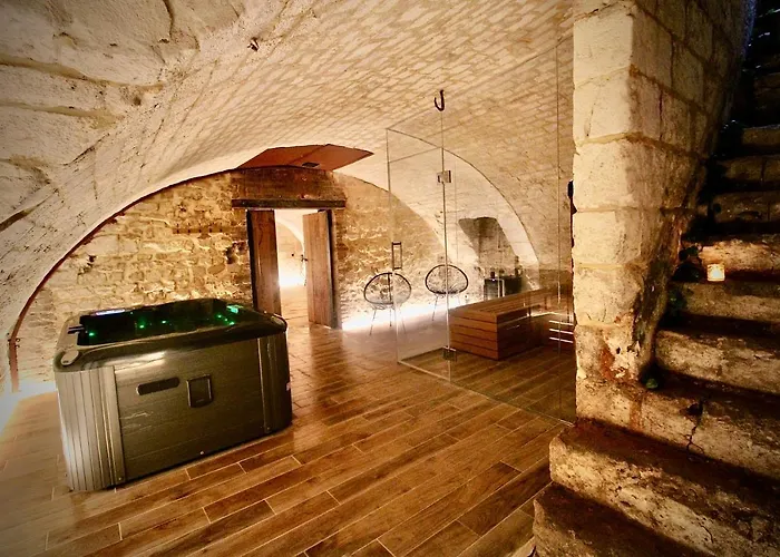 Gaalor***** - Jacuzzi & Sauna A *