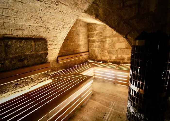 Gaalor***** - Jacuzzi & Sauna A アパート