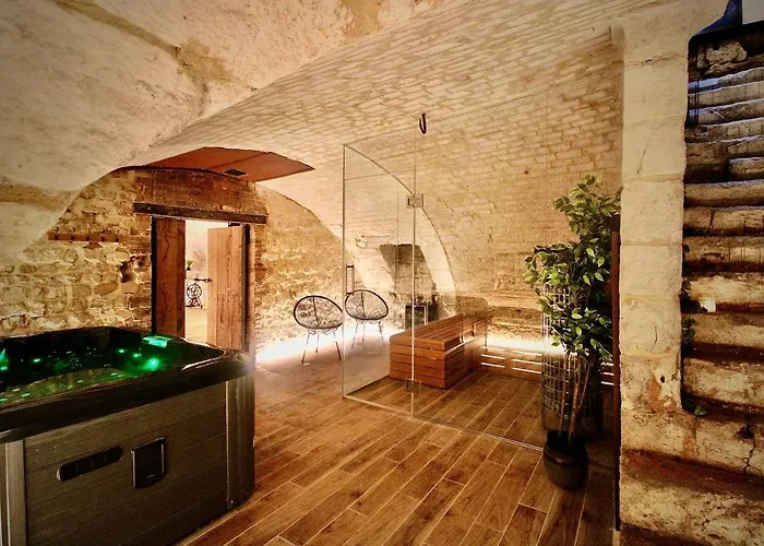 Lägenhet Gaalor***** - Jacuzzi & Sauna A *